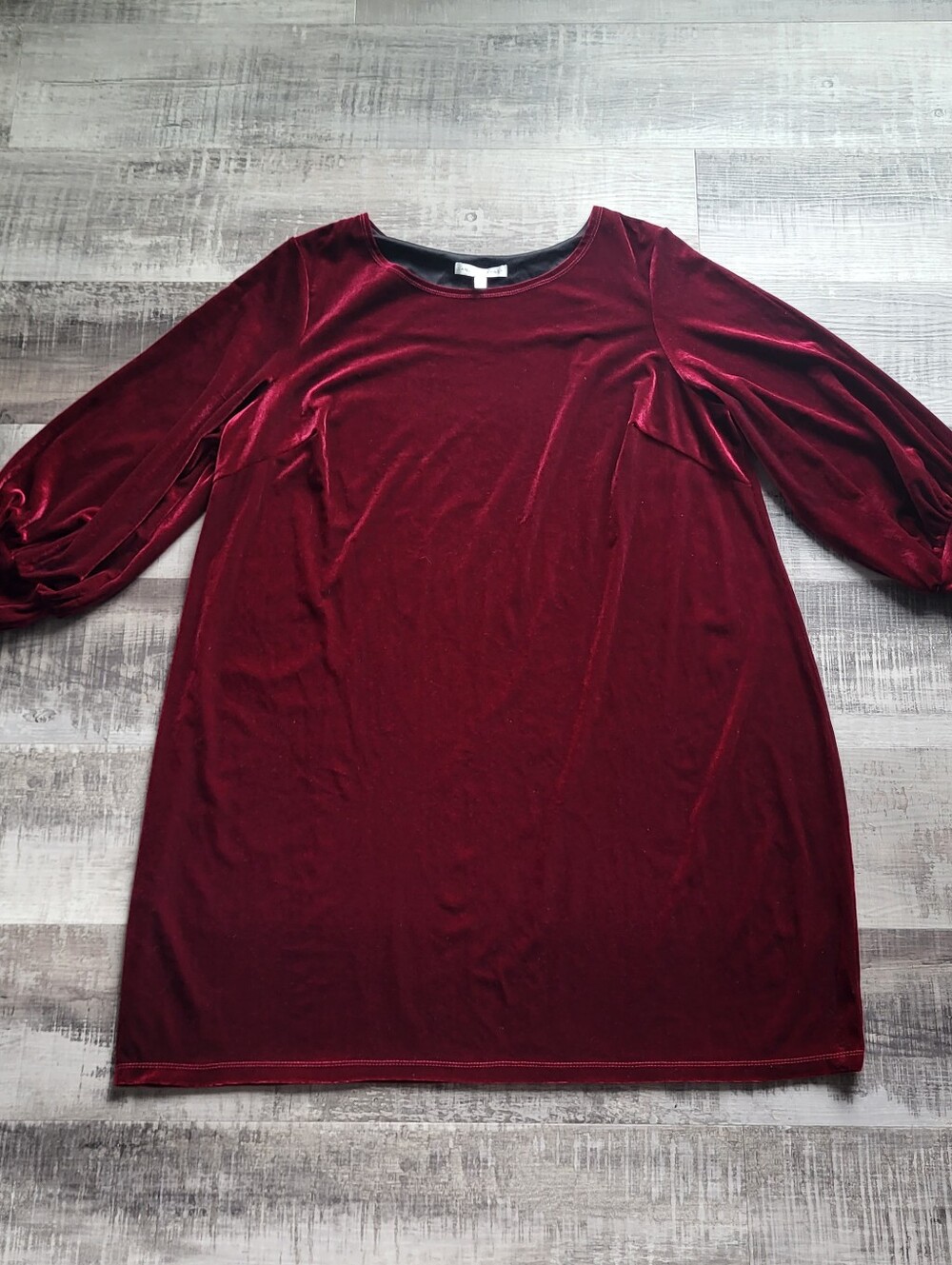 Sandra Darren Plus Size Red Velvet 3/4 Sleeve Dress Size 2X Velour Holiday